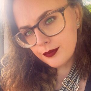 Meet your Posher, Christine